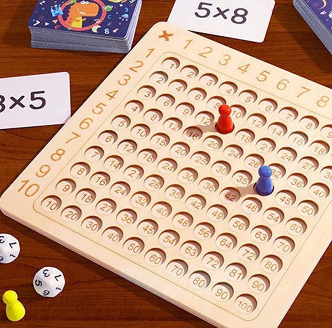 Joc educativ din lemn Masa de inmultire cu carti, zaruri si pioni, invatand sa numere