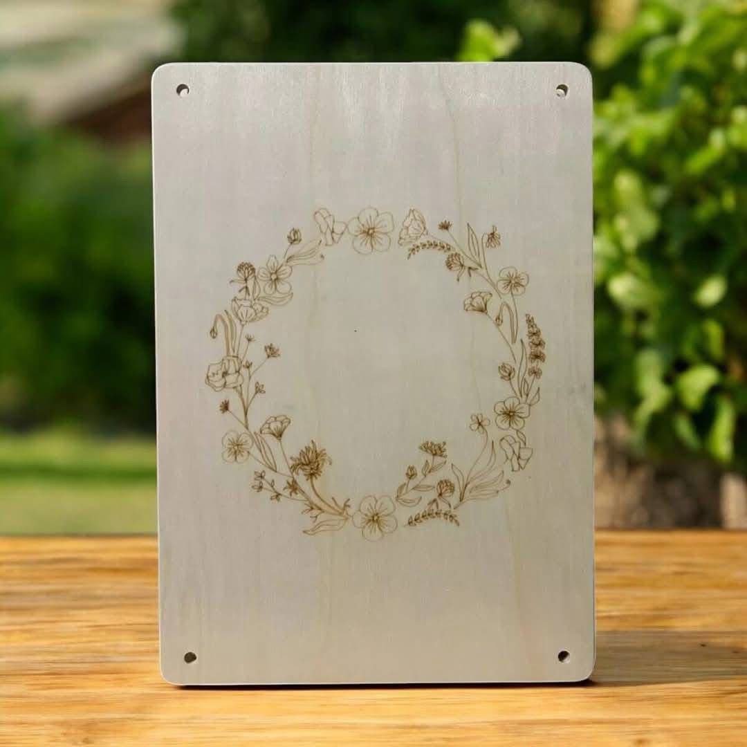 Presă de flori din lemn A4 – usucă ușor și păstrează plantele și florile